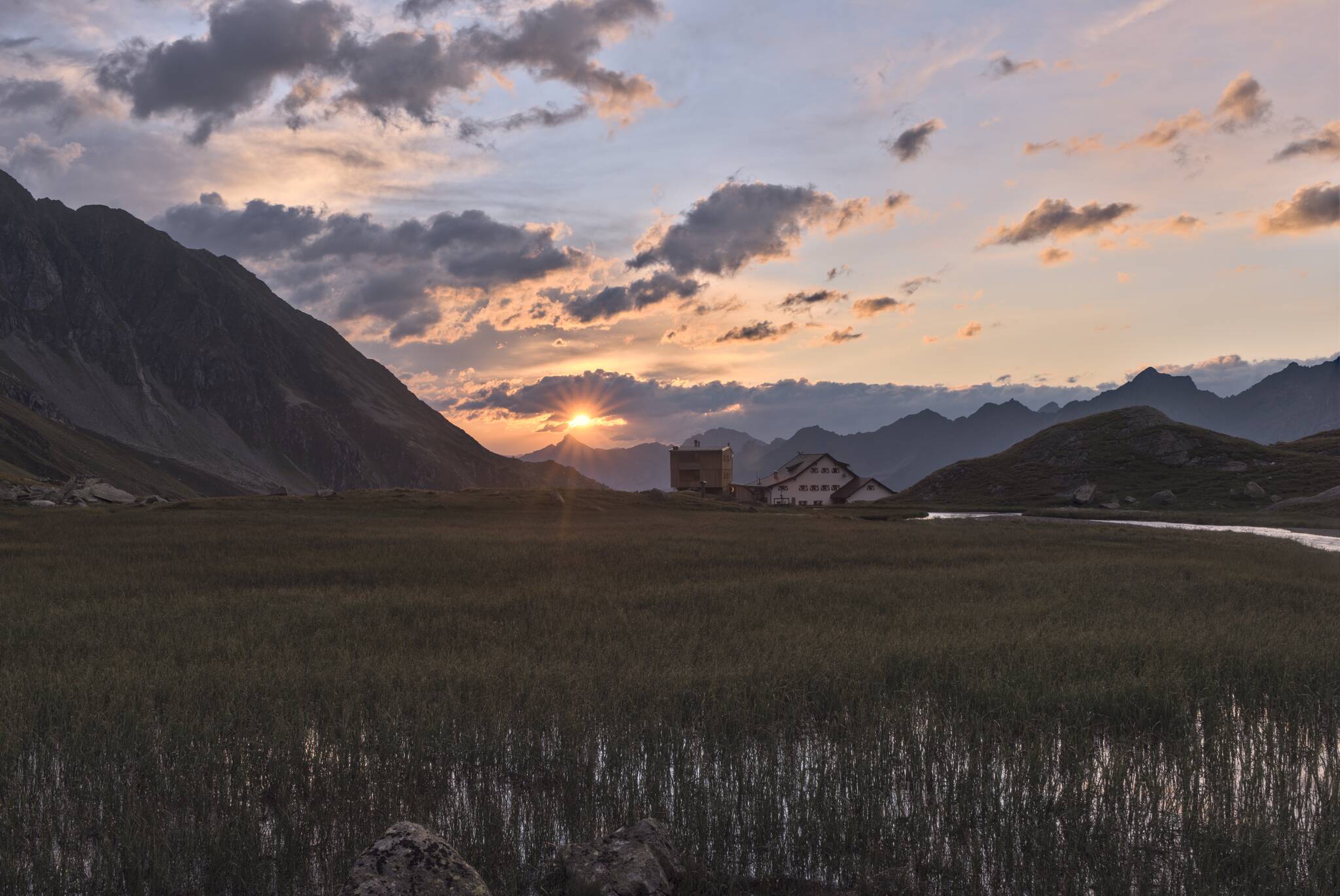 Sonnenaufgang an der Neuen Regensburger Hütte